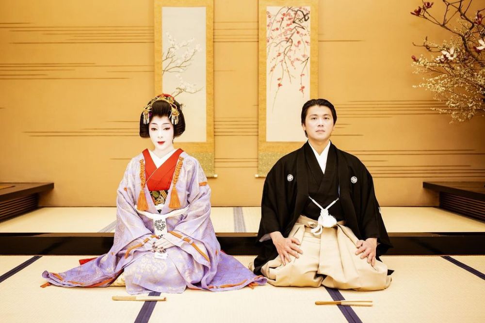 11 Potret pasangan seleb dalam balutan Kimono, Syahrini curi perhatian