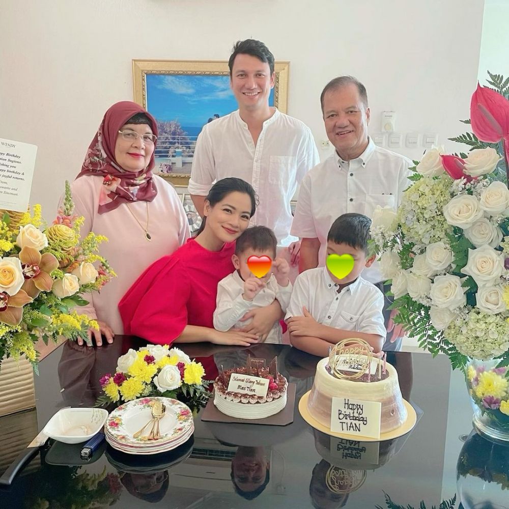 10 Momen perayaan ultah Christian Sugiono ke-40, penuh kehangatan