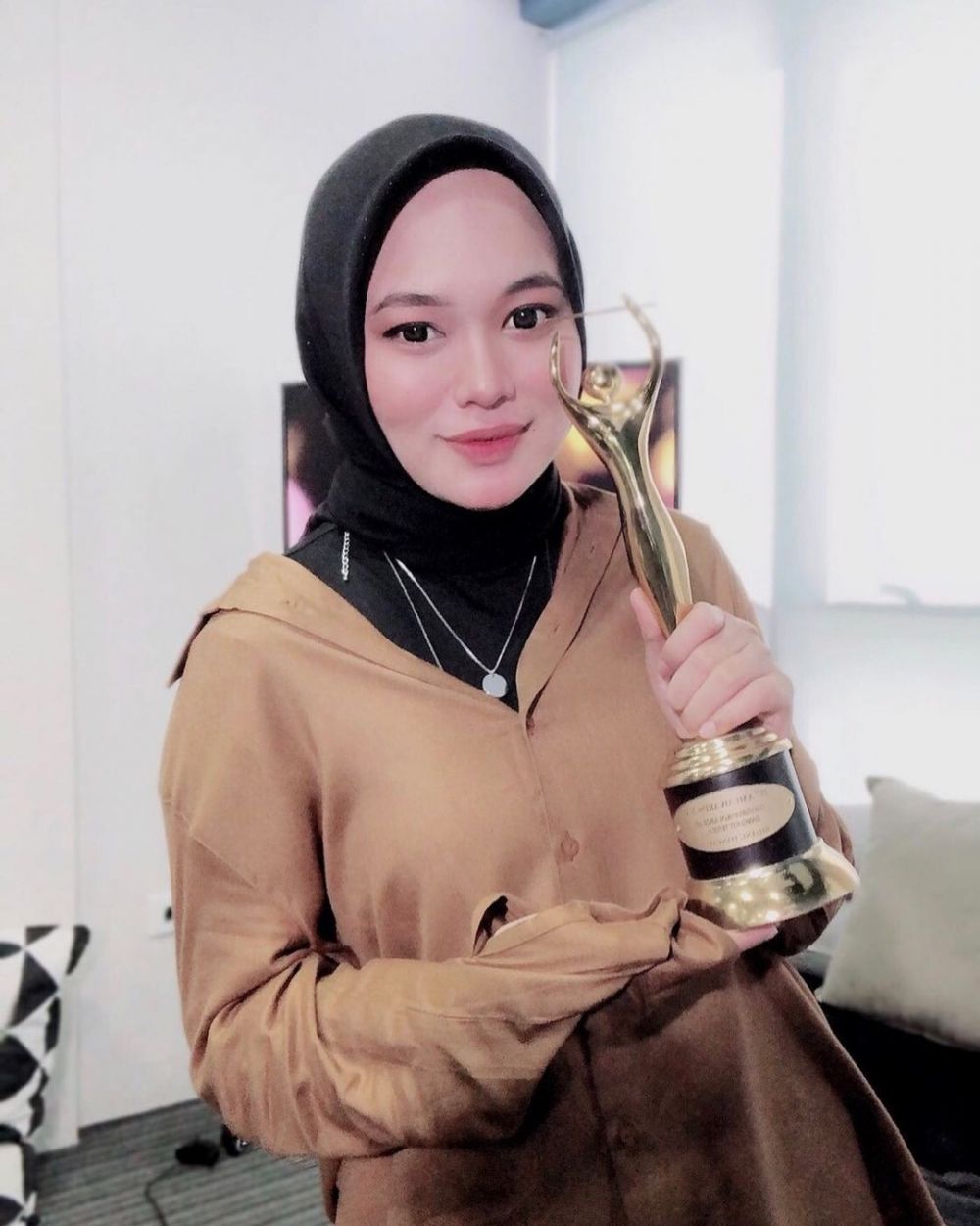 10 Potret terbaru Anisa Rahman eks Sabyan, dinikahi pria Malaysia