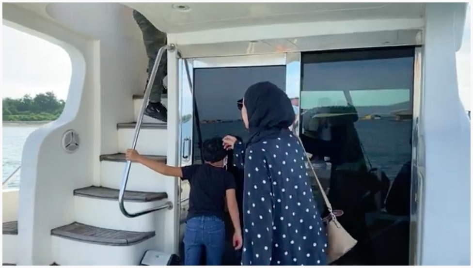 6 Potret kapal pesiar Ratna Galih, hadiah dari suami