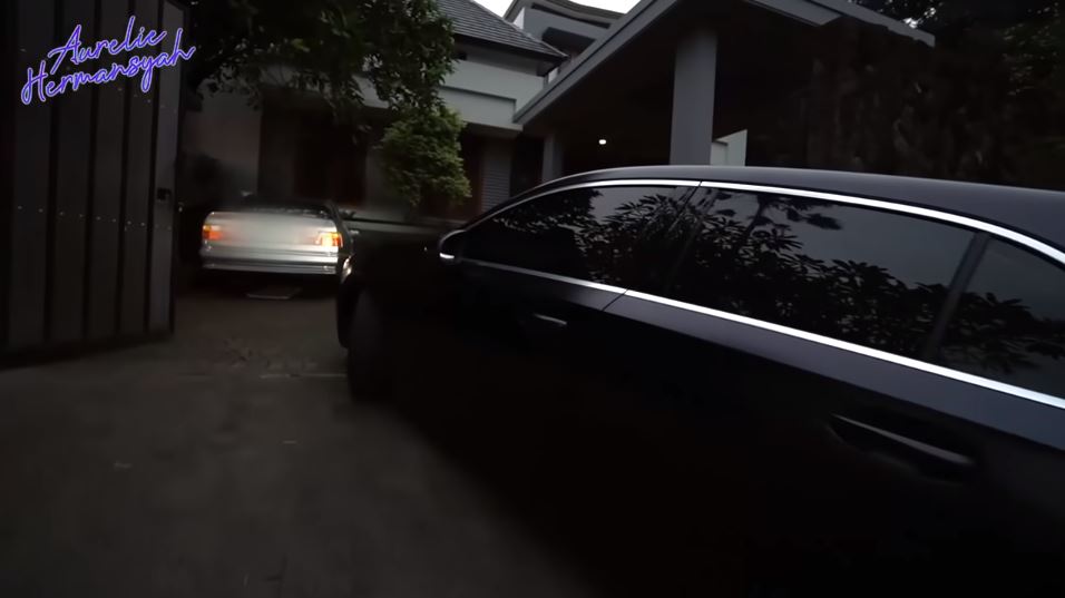 10 Momen Aurel Hermansyah sembuh dari Covid-19, beri kejutan ke Atta