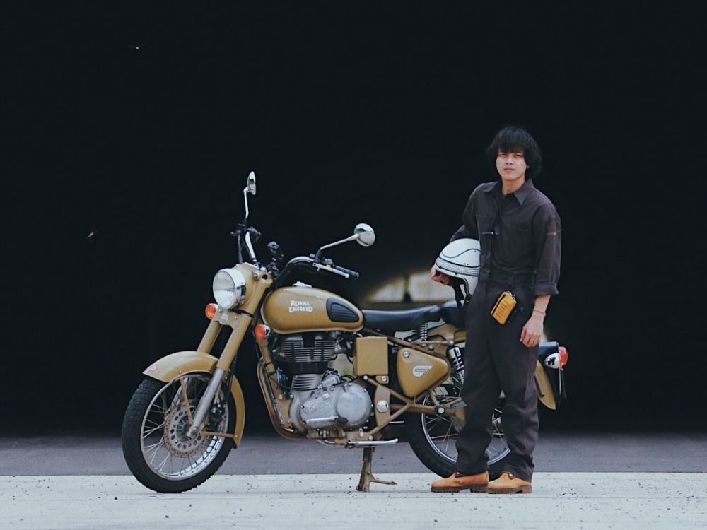 10 Potret transformasi Bisma Karisma, kece dengan rambut gondrong