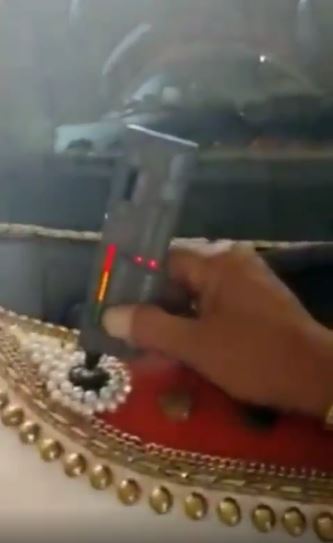 Viral mobil sedan dibalut emas, biaya modifikasi ditaksir Rp 40 miliar