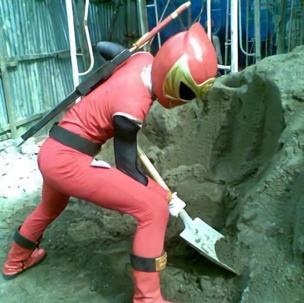 11 Aksi tukang bangunan menghibur diri pas kerja ini kocak abis