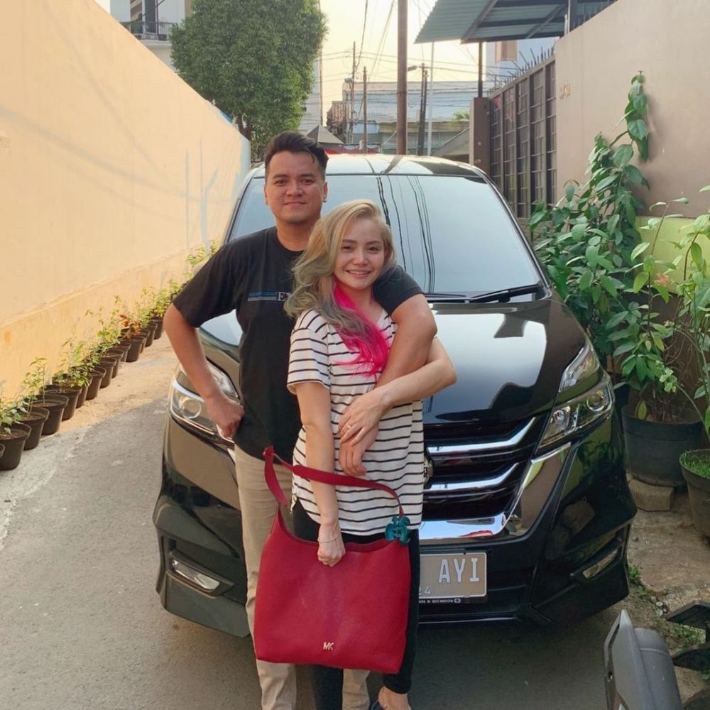 8 Tahun menikah, ini 10 potret harmonis Mawar AFI dan Steno Ricardo