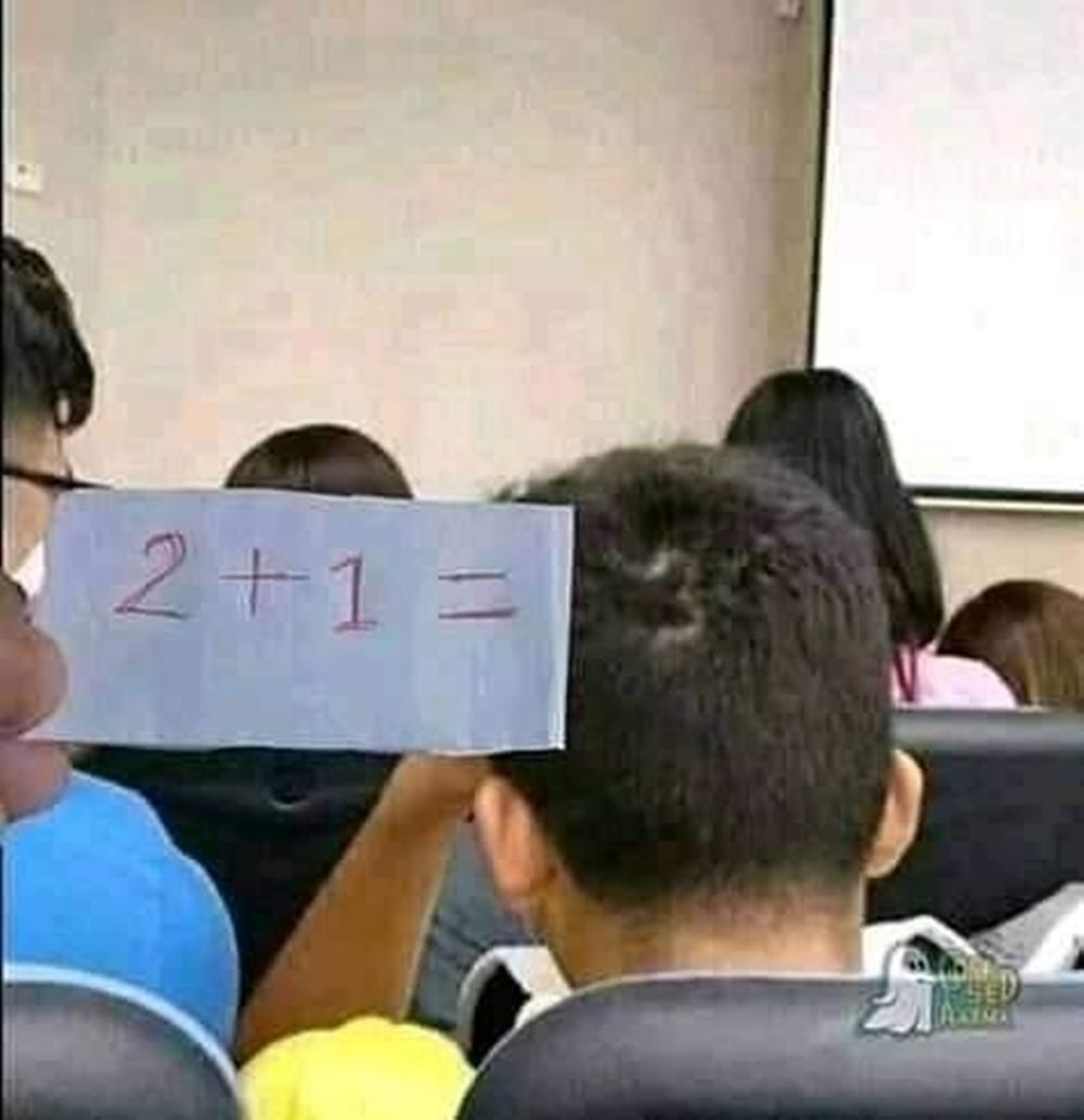 10 Momen apes saat kumpul bareng teman ini bikin ngakak seharian