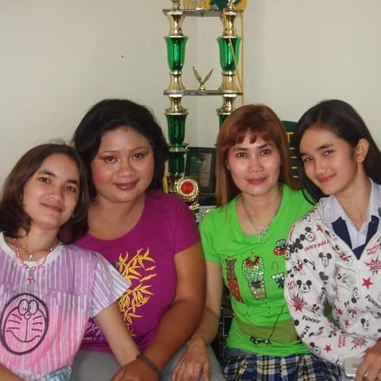 10 Potret transformasi Faby Marcelia, kini jadi hot mama