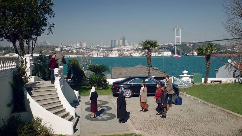 Zalim, romansa serial drama Turki yang menyita perhatian para dizi