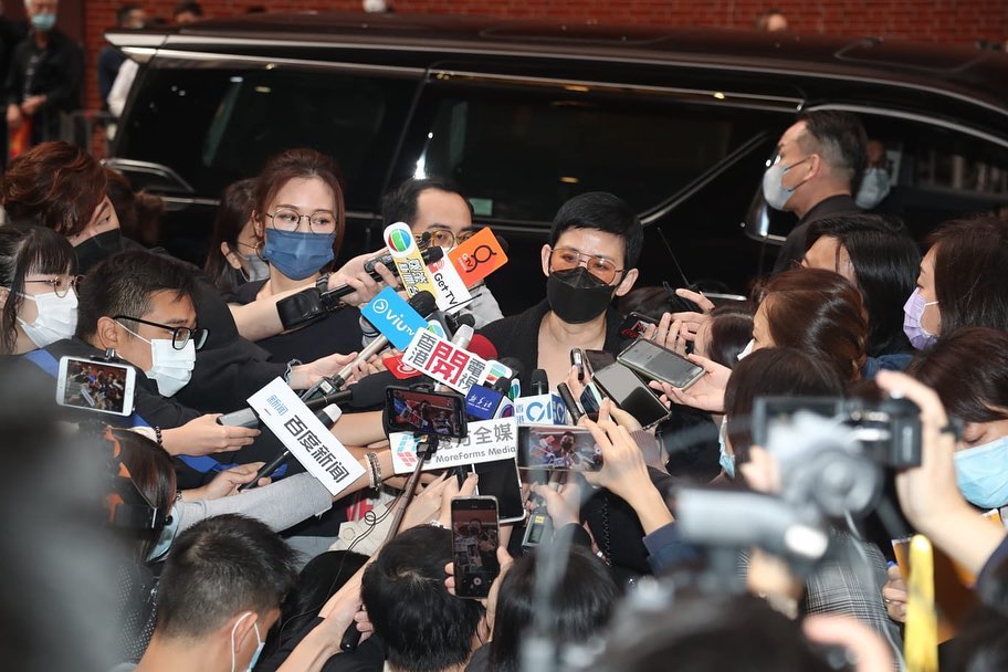 Beri penghormatan terakhir pada Ng Man Tat, Andy Lau jadi sorotan