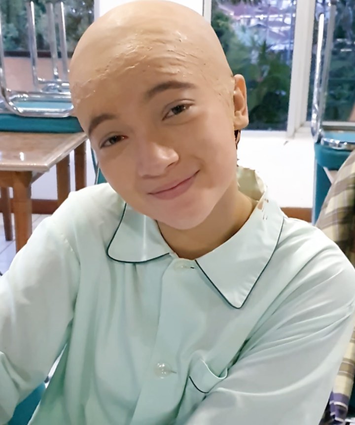 Perankan penderita kanker, ini 6 potret Megan Domani tampil botak