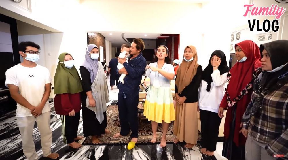 10 Momen Ussy beri kejutan ultah untuk asistennya, penuh kebahagiaan