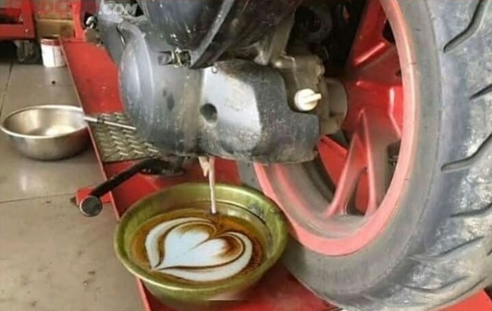 10 Penampakan bentuk love absurd ini bikin jomblo nyengir lebar