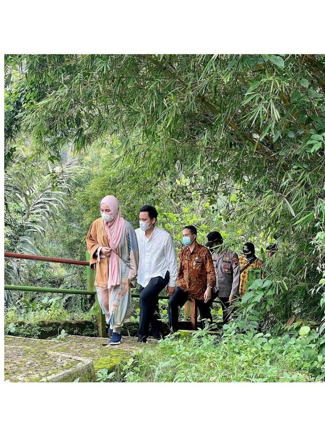 10 Gaya Chacha Frederica jadi istri bupati, auranya terpancar