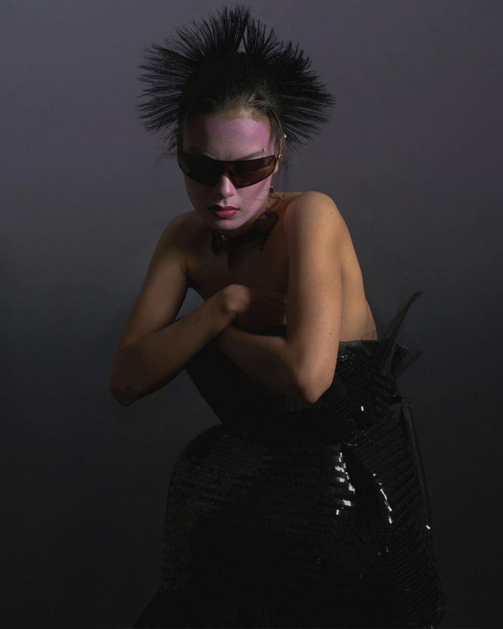 12 Pemotretan Eva Celia dengan gaya etnik, bikin pangling