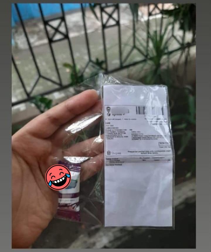10 Potret lucu paket dibungkus apa adanya ini bikin senyum tipis
