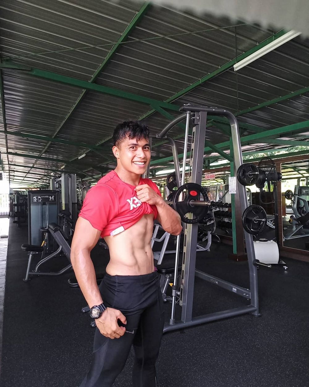 10 Potret terbaru Aprilia Manganang yang kini makin kekar dan macho