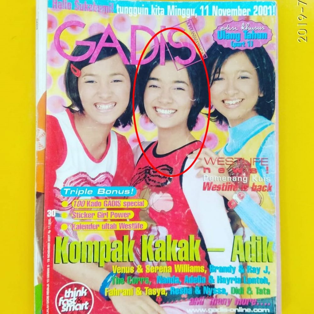 10 Potret lawas Ananda Lontoh, bukti parasnya nggak menua