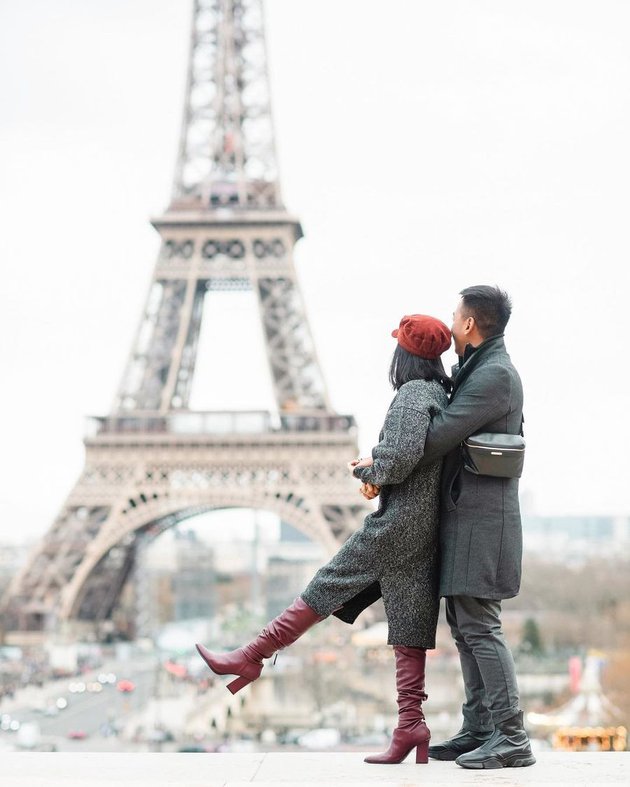 10 Momen kebersamaan Fanny Ghassani dan suami, jarang tersorot