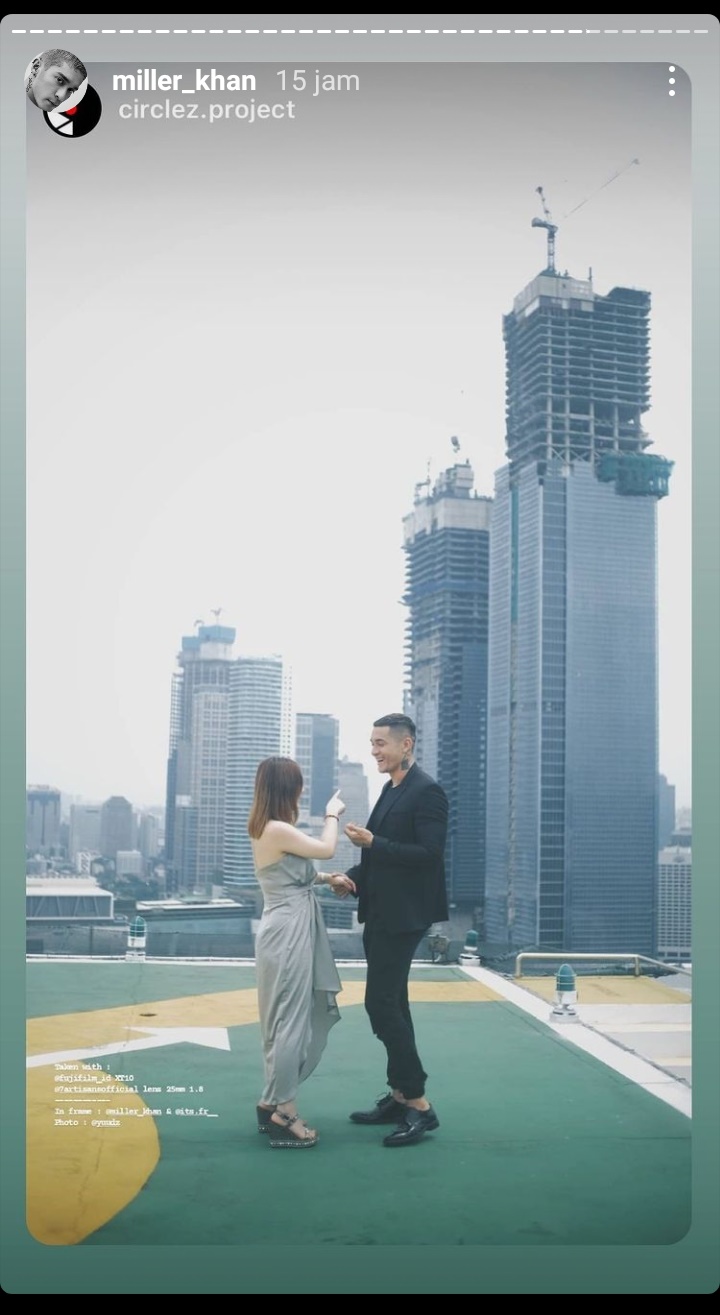 8 Momen Miller Khan lamar kekasih di helikopter, bikin baper