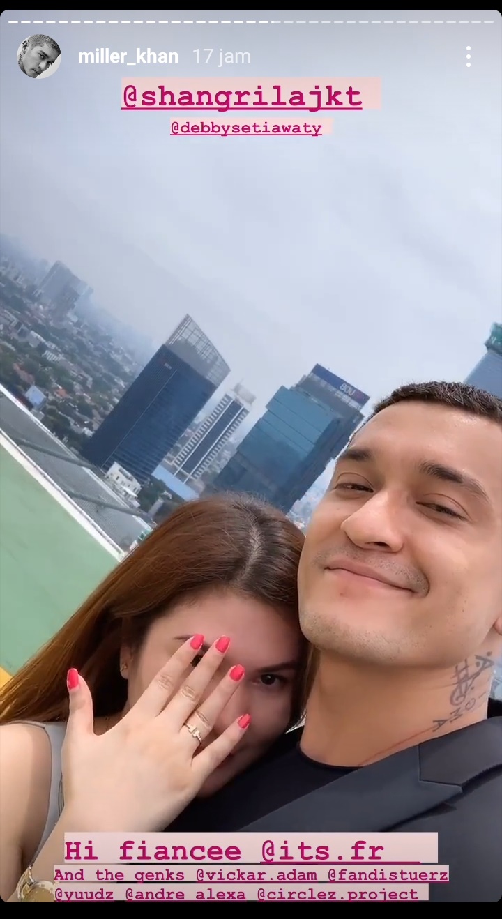 8 Momen Miller Khan lamar kekasih di helikopter, bikin baper