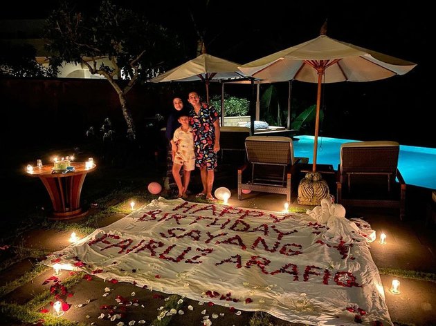 10 Momen liburan Fairuz A Rafiq di Bali, sambil merayakan ulang tahun