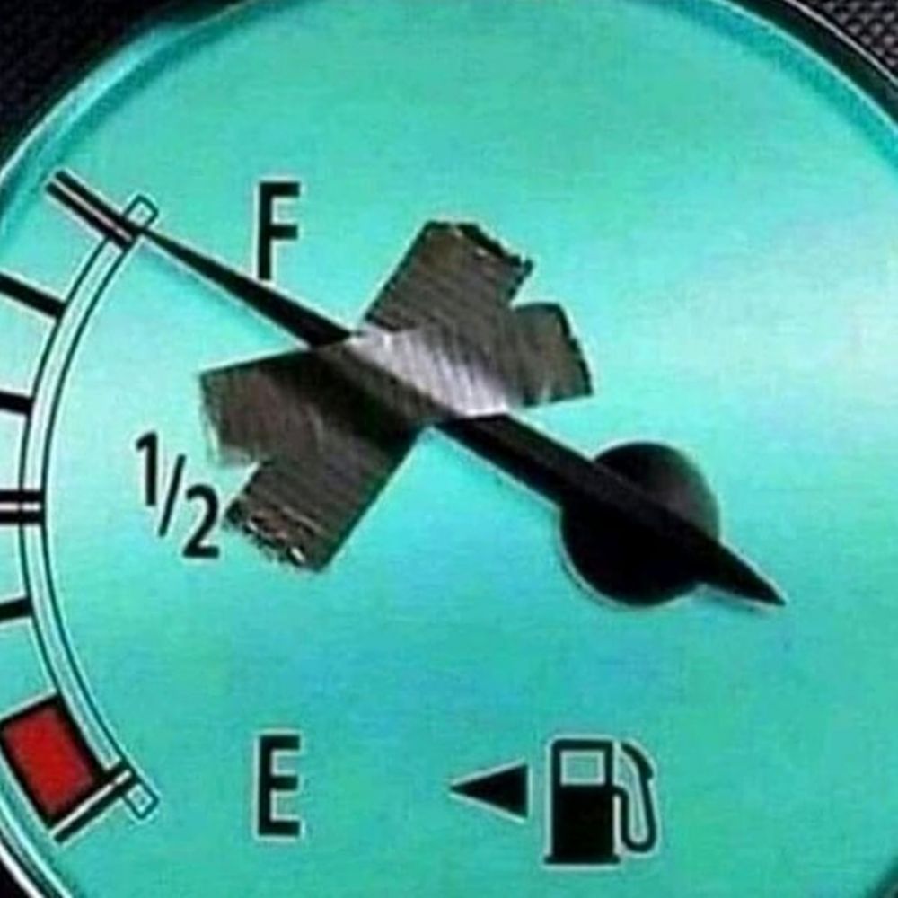 10 Momen terlalu maksa saat pasang barang, bikin tepuk jidat