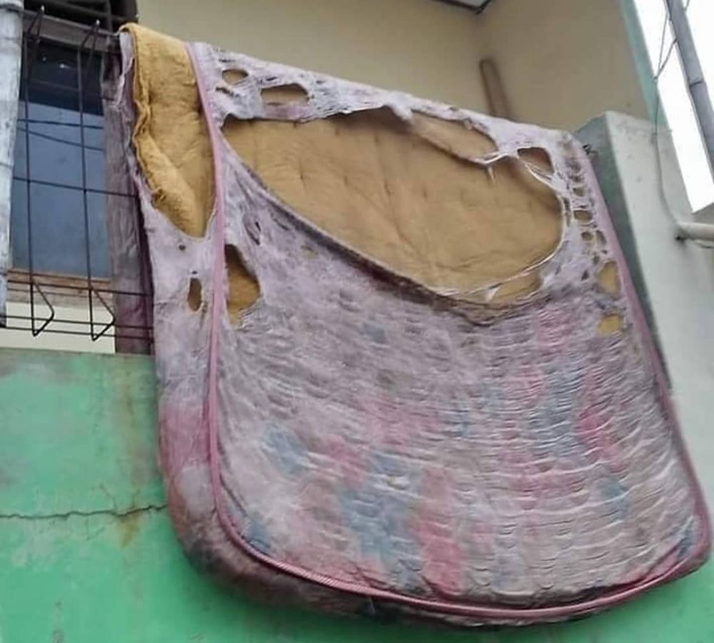 20 Potret kasur absurd ini bentuknya bikin meringis