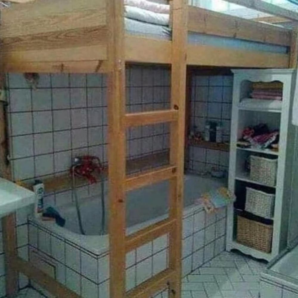 20 Potret kasur absurd ini bentuknya bikin meringis