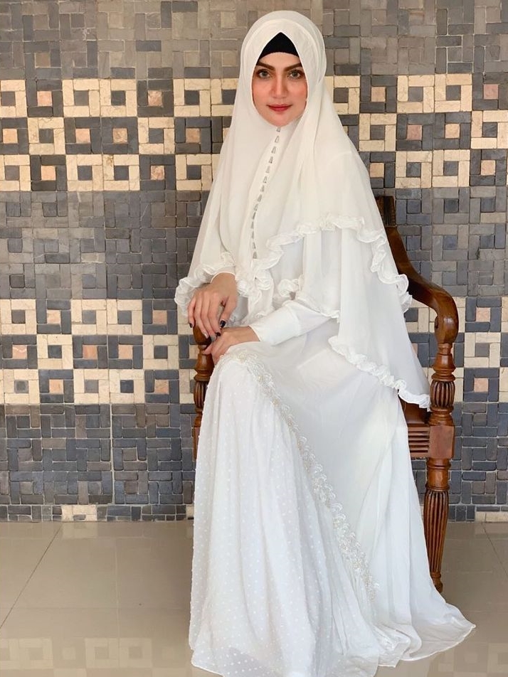 10 Potret dan kabar terbaru Hilda Vitria mantan Billy Syahputra