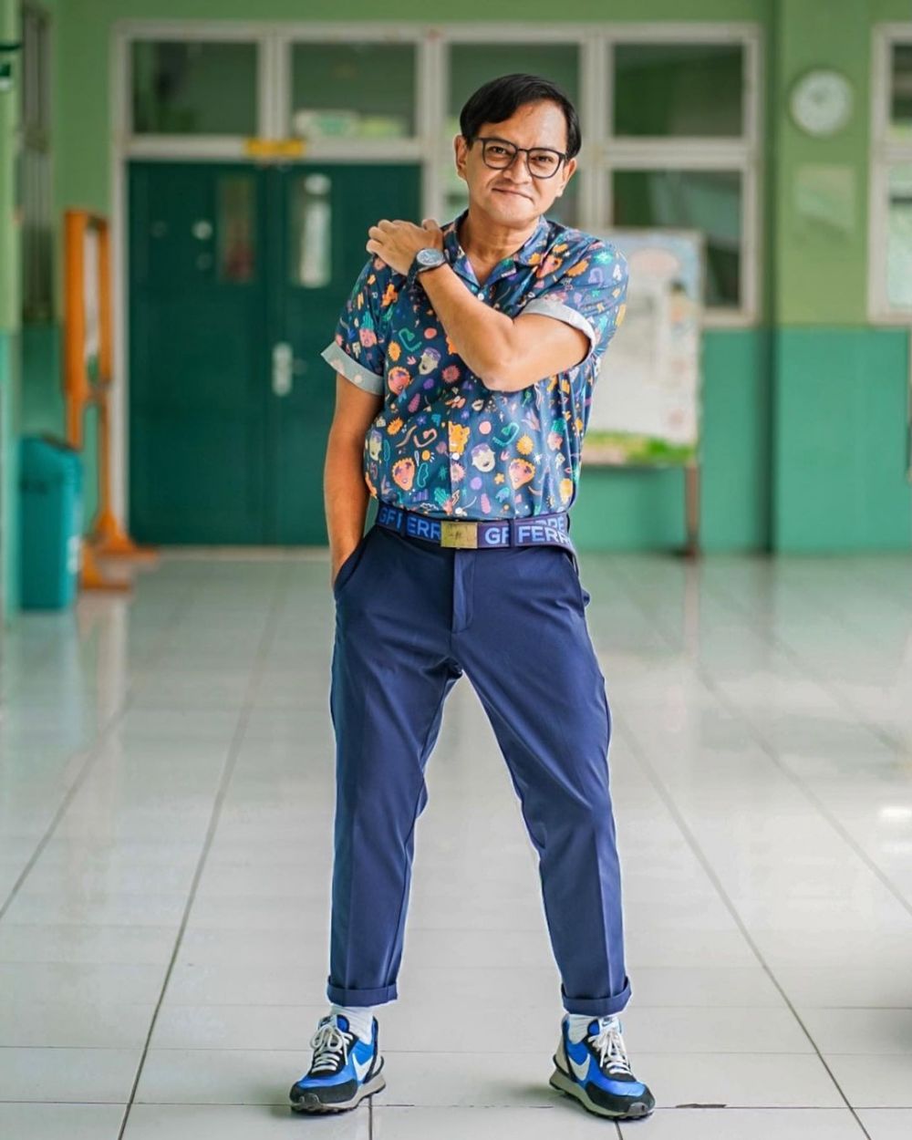 Usia di atas 50 tahun, 8 seleb ini masih betah melajang