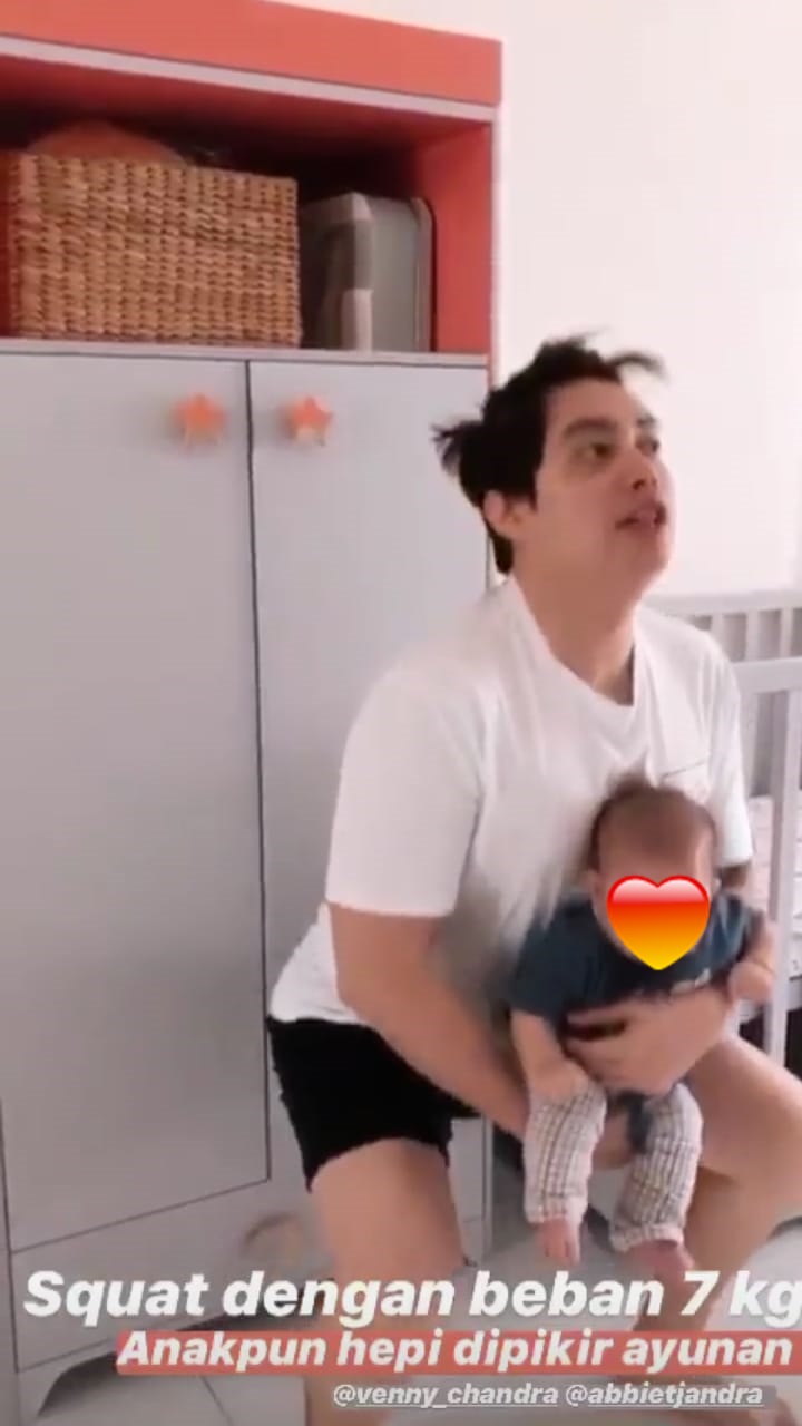 Sukses turun berat badan 9 kg, ini 10 potret terbaru Edric Tjandra