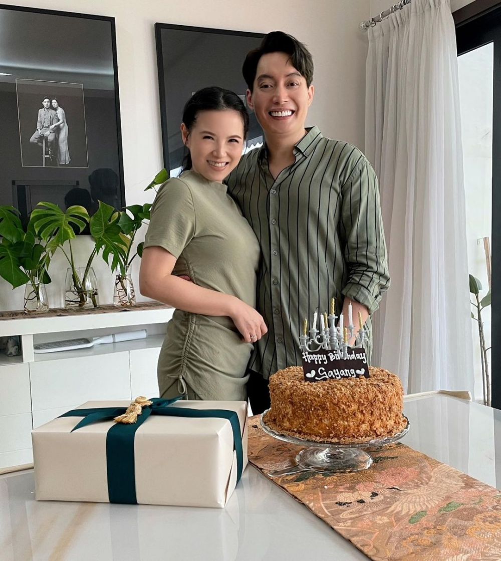 Sukses turun berat badan 9 kg, ini 10 potret terbaru Edric Tjandra