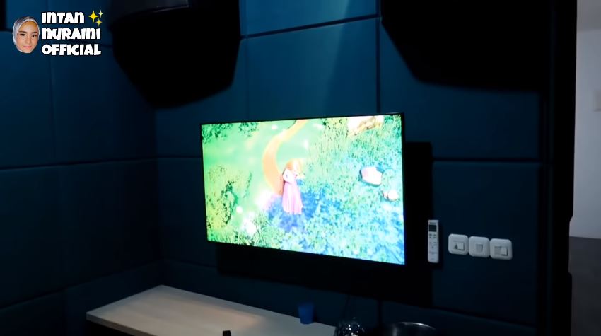 13 Potret rumah baru Intan Nuraini, ada spot bertema Harry Potter