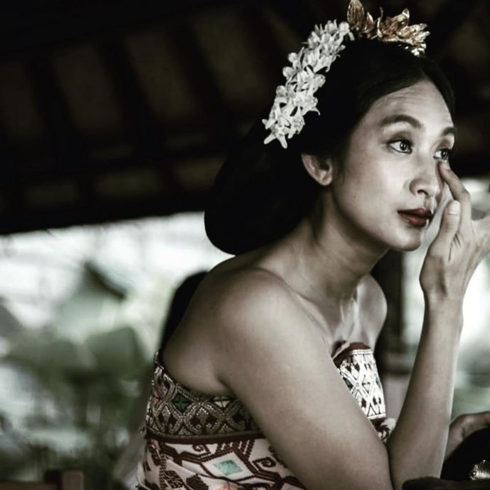 8 Seleb pakai baju adat Bali saat Hari Raya Nyepi 2021, curi perhatian