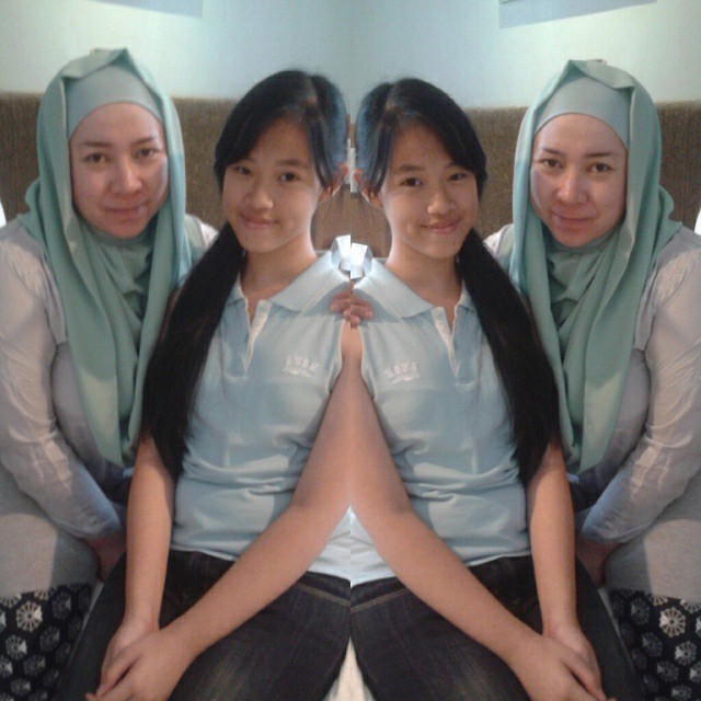 Sebelum terkenal, ini momen 7 seleb foto bareng artis