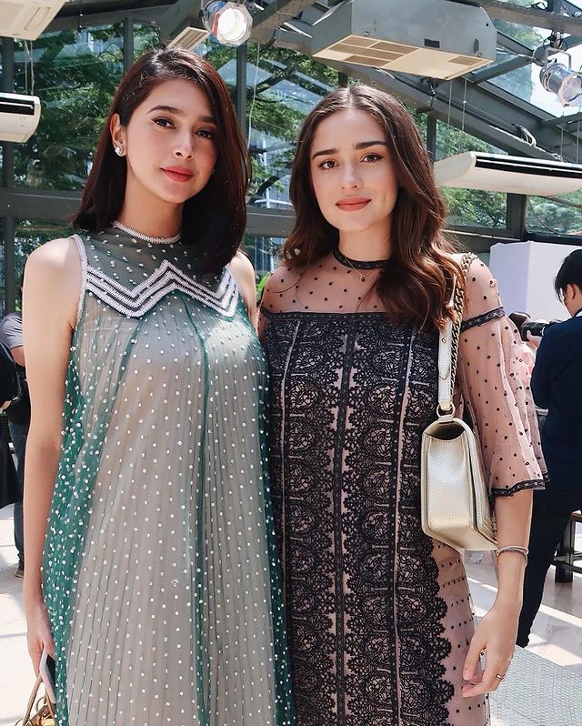 Sahabat dekat, intip 10 potret Nabila Syakieb dan Yasmine Wildblood