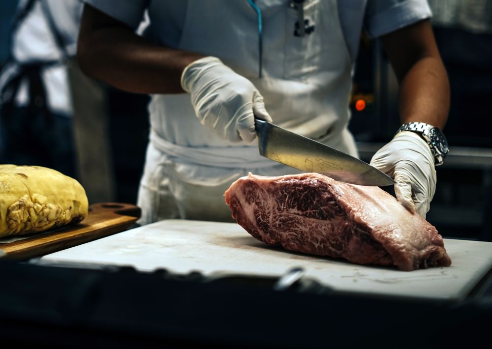 6 Fakta Sir Loin, steakhouse berkonsep klasik untuk para “karnivora”