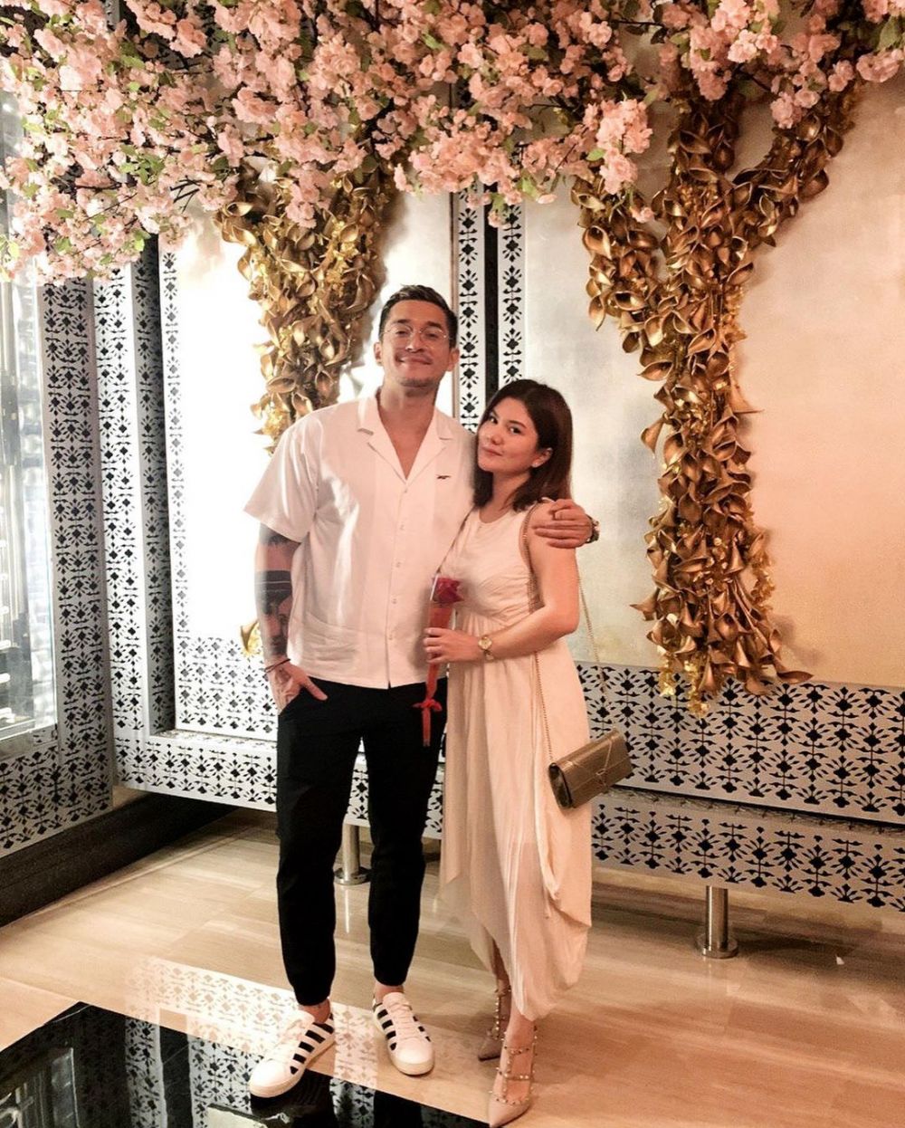 10 Potret mesra Miller Khan dan Farina Rebecca yang segera menikah