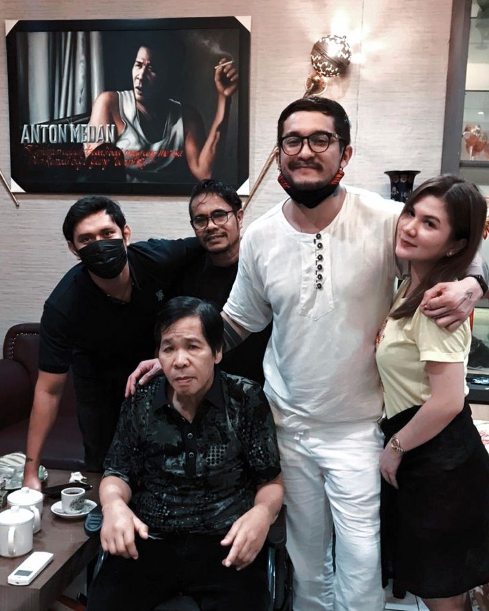 10 Potret mesra Miller Khan dan Farina Rebecca yang segera menikah