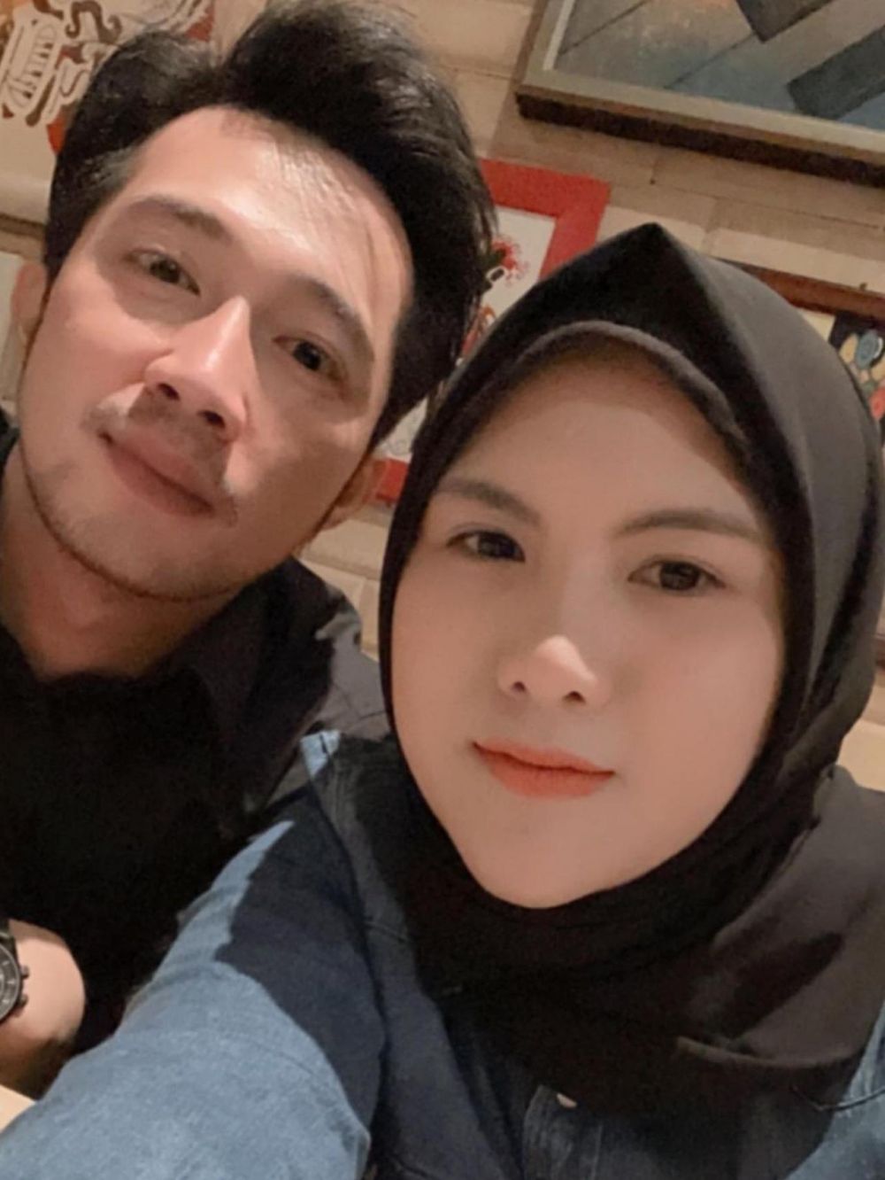 7 Potret kebersamaan Evelin Nada Anjani & Rulyabii, sudah go public