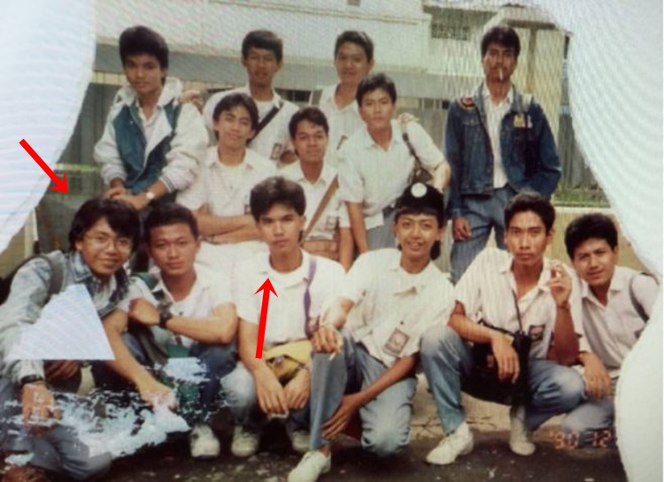 Potret 10 seleb pria bareng geng zaman sekolah, penuh kenangan manis
