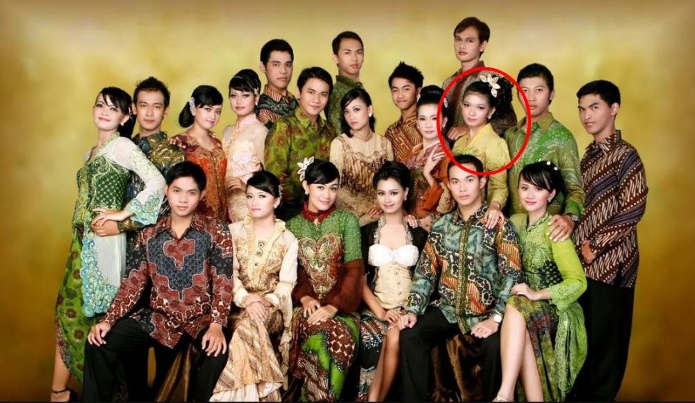 12 Potret lawas Selvi Ananda jadi Putri Solo, pesonanya terpancar