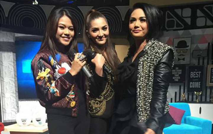 8 Potret lawas Aurel Hermansyah dan Krisdayanti manggung bareng