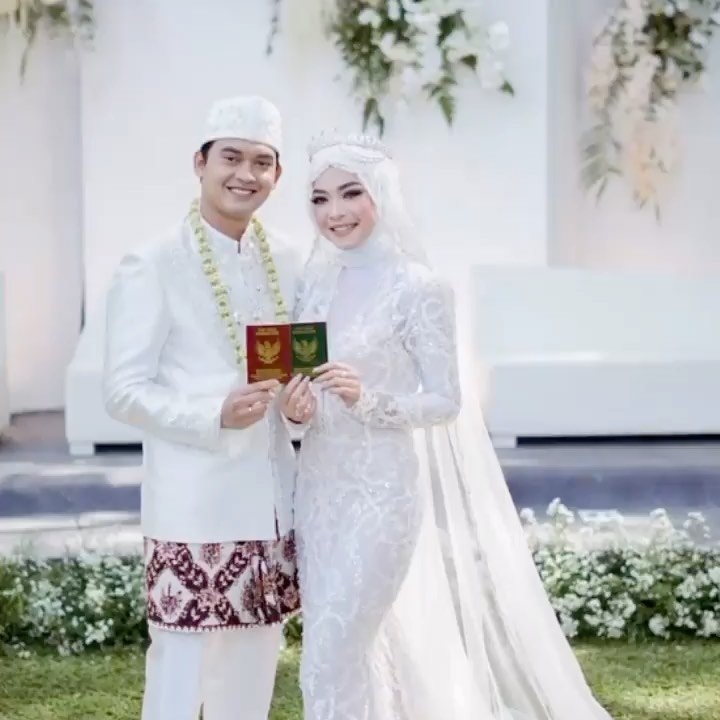 10 Momen pernikahan Ikbal Fauzi 'Ikatan Cinta', maskawinnya unik