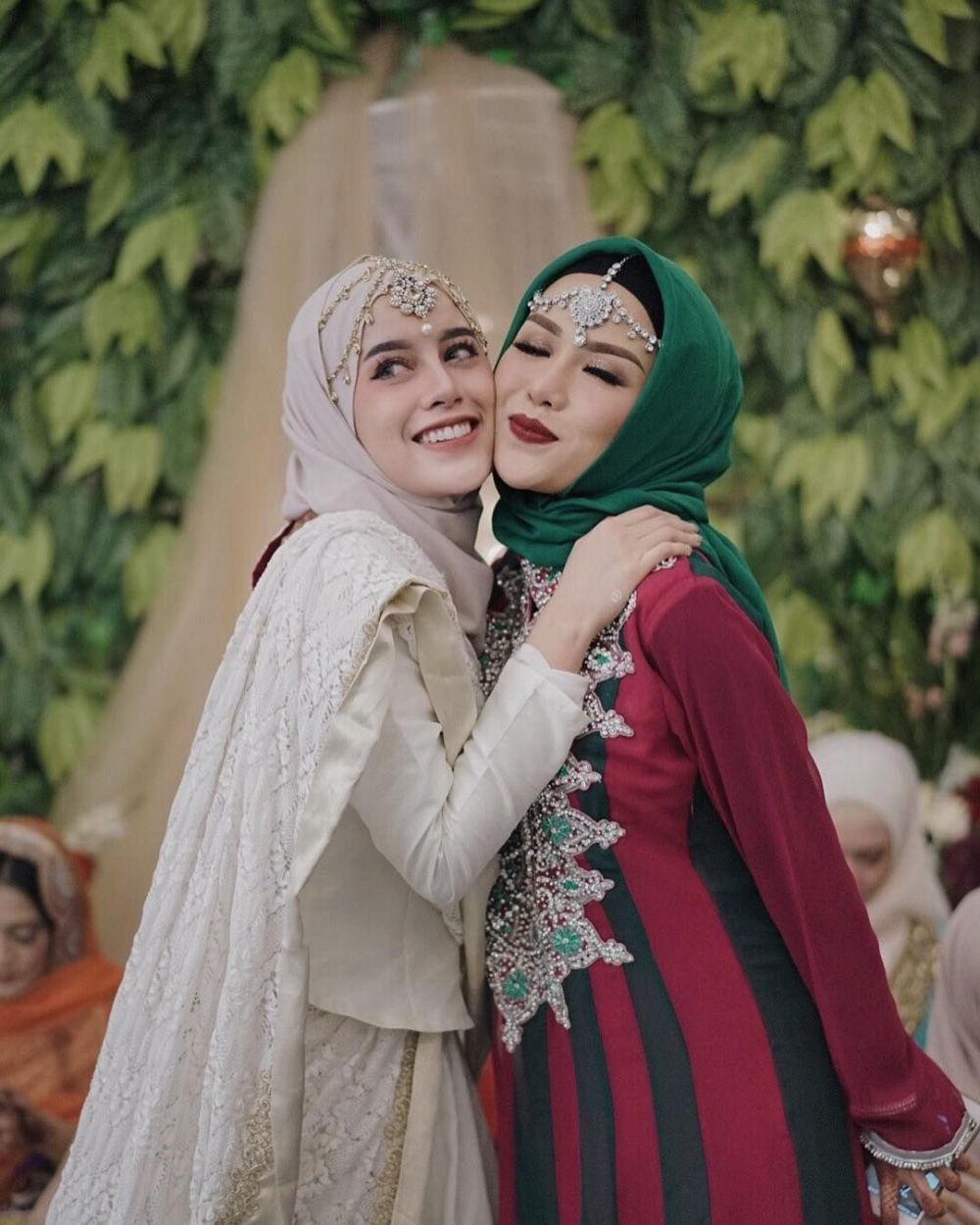 Momen Henna Night pernikahan 7 seleb, Aurel tampil manglingi