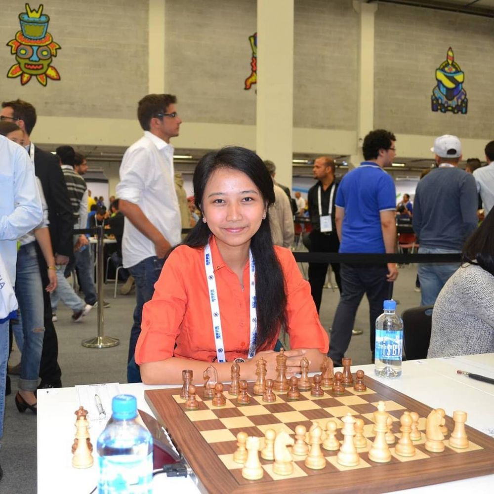 Hadapi Dewa Kipas, ini 10 potret Irene Sukandar Grandmaster Indonesia