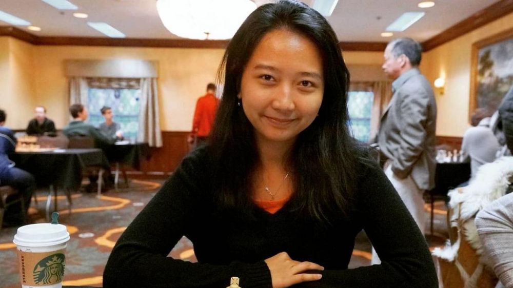 Hadapi Dewa Kipas, ini 10 potret Irene Sukandar Grandmaster Indonesia