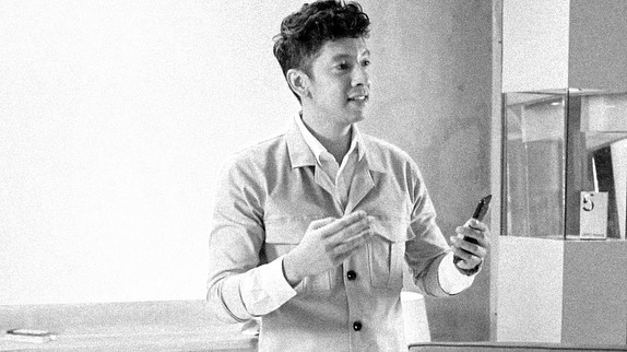 10 Pesona Raja Siregar, fotografer calon suami Alika Islamadina