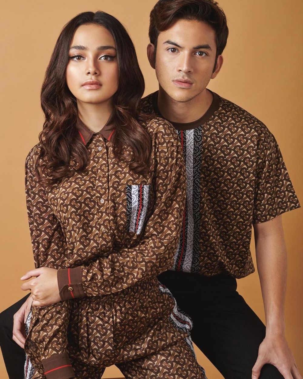 10 Gaya pemotretan Syifa Hadju dalam berbagai tema, cantik memesona