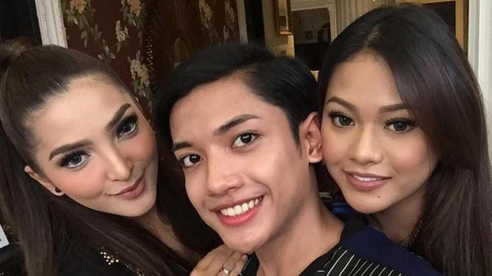 10 Potret lawas Aurel Hermansyah dan Millendaru, kompak sejak dulu